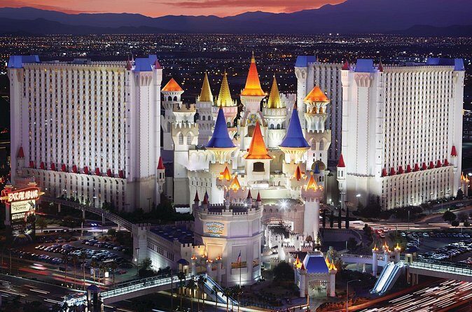 Max Flight Simulator at Excalibur Hotel and Casino - The Experience and Its Appeal