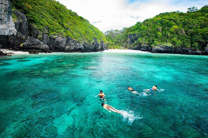 Maya Bay, Monkey Bay and Phi Phi Island Snorkeling Tour from Koh Lanta - Lunch Break at Ao Ton Sai Pier