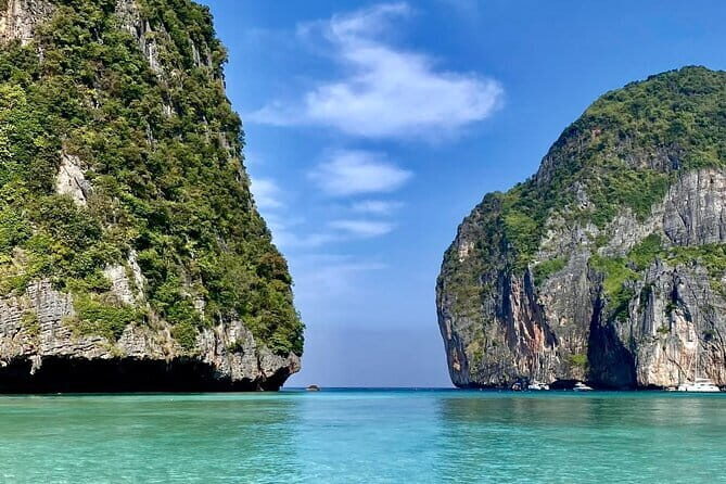 Maya Bay Phi Phi Island Snorkeling Day Tour with lunch - Phuket - The Experience: What to Expect on the Tour