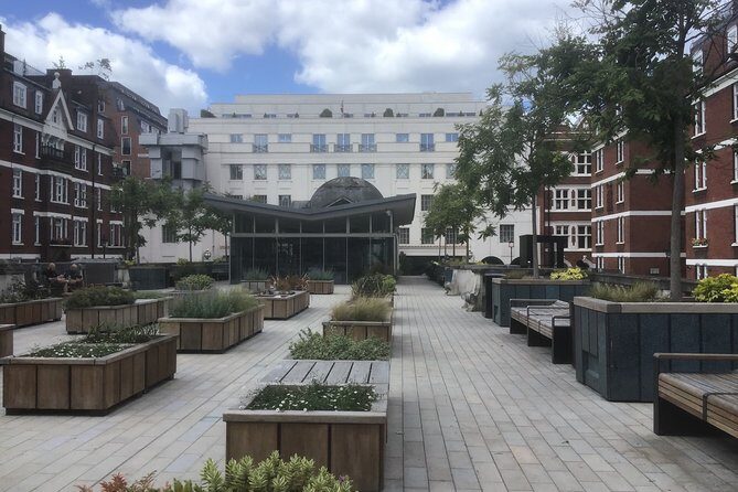 Mayfair and Belgravia Private Walking Tour - The Sum Up