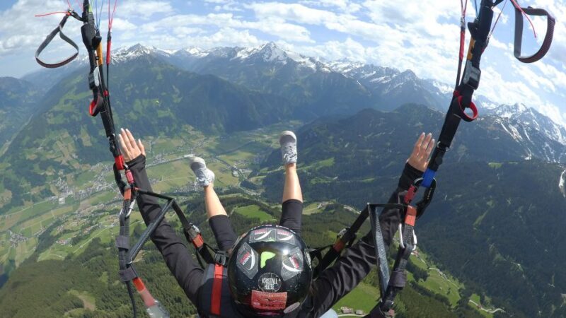 Mayrhofen: Paragliding Adventure With Soaring Views - The Experience in Detail