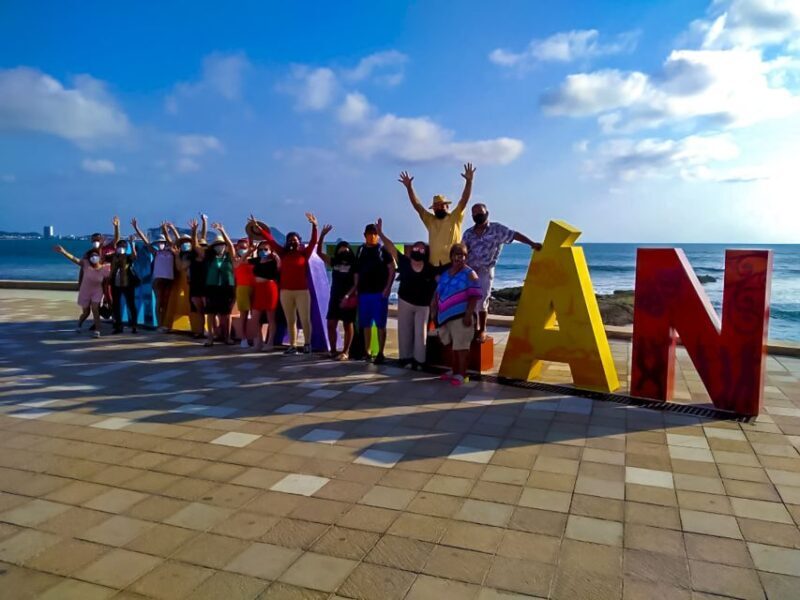 Mazatlán: Double-Decker Bus, Cliff Diving & Walking Tour - Who Should Consider This Tour?