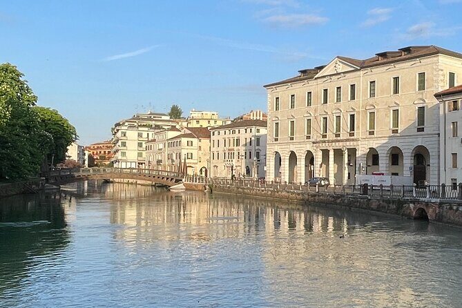 Medieval Canals and Fountains: A Treviso Self-Guided Audio Tour - A Closer Look at the Itinerary and Sights