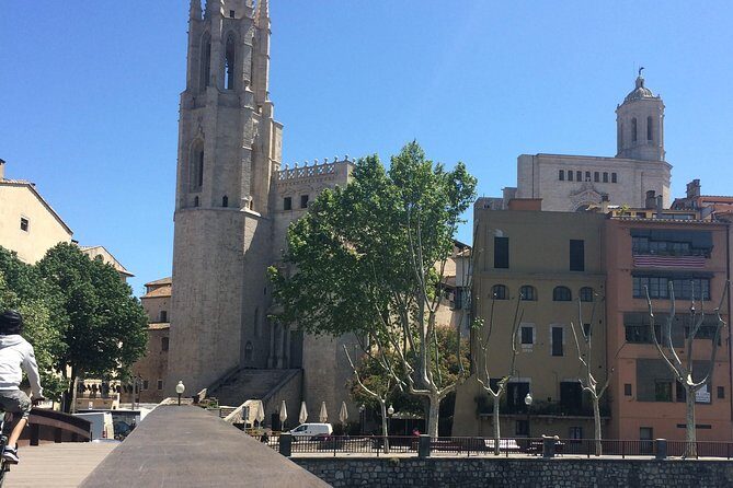 Medieval Heritage Girona And Besalu Private Tour - Exploring Girona: A City of Charm and Heritage