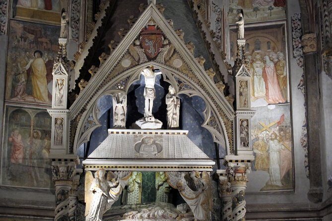 Medieval Naples Private Walking Tour with Gothic Treasures - The University of Federico II: A Medieval Marvel Still Thriving