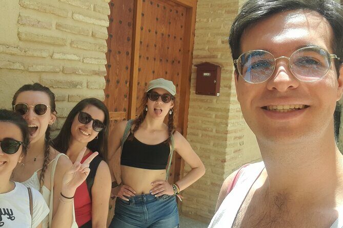 Medieval Toledo: The Knight of Three Cultures Exploration Game - Exploring Toledo Through a Smartphone Game