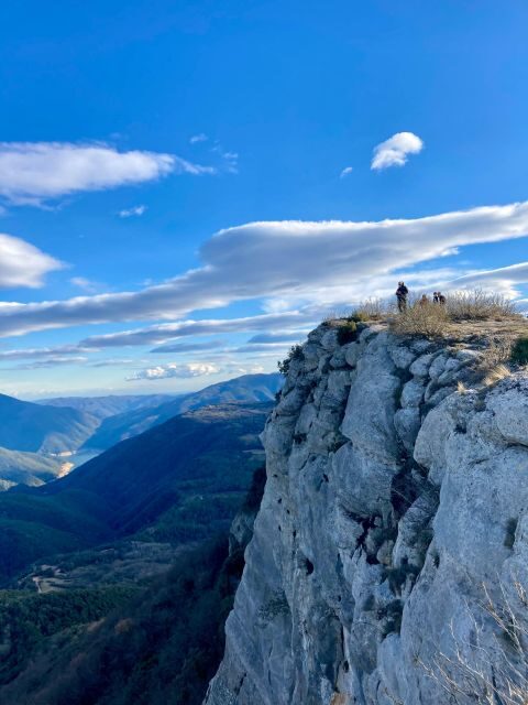 Medieval Towns and Nature Parks Exclusive Trip with Pickup - What’s Included and What’s Not