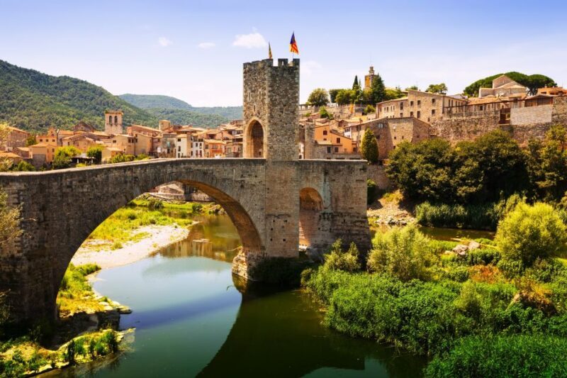 Medieval Towns of Catalonia Full-Day Car Trip from Barcelona - The Experience: Pros and Cons