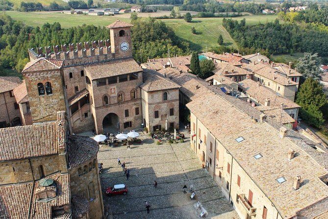Medieval villages tour & Cremona Stradivari's town, from Milan - Who Should Consider This Tour?