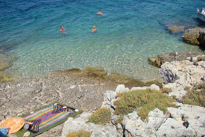 Medulin -Kamenjak 5h boat trip with lunch & drinks on Sandra Boat - FAQ