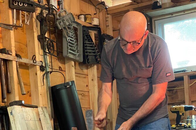 Meet a Working Blacksmith in a Colonial Town - Key Points