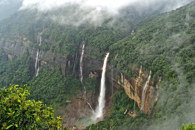 Meghalaya With Kaziranga - What You Get for the Price