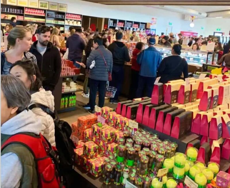 MEL: Private Yarra Valley Wine & Healesville Sanctuary Tours - Authentic Experiences That Shine