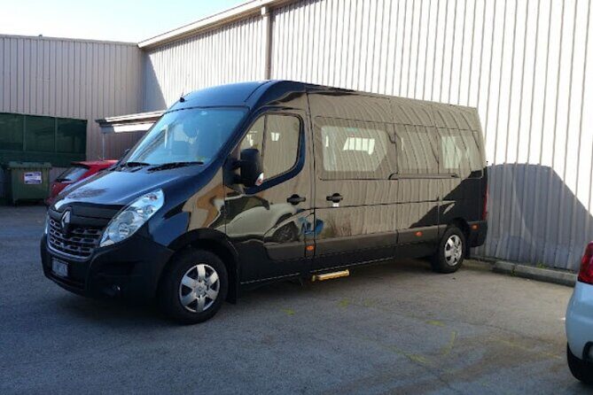 Melbourne Airport Transfer with Meet and Greet Service - Key Points