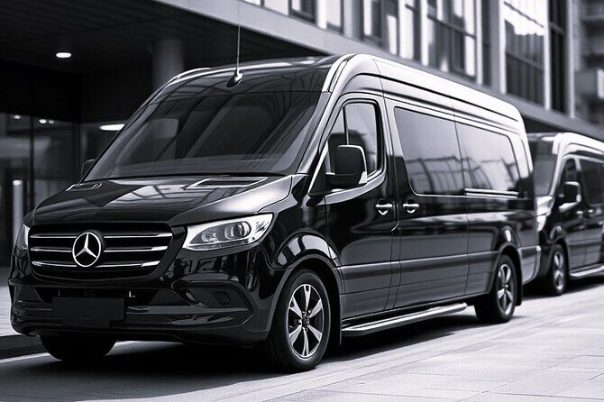 Melbourne CBD to MEL Airport Private Transfer 4 or more - An In-Depth Look at the Service