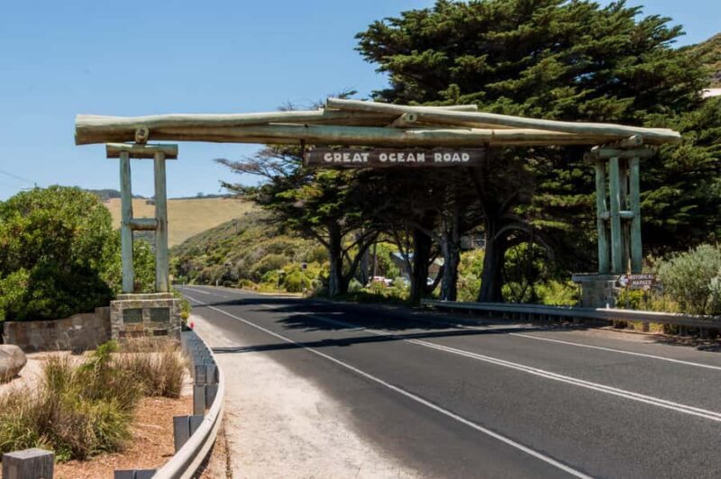 Melbourne: Great Ocean Road, 12 Apostles & Rainforest Tour - FAQ