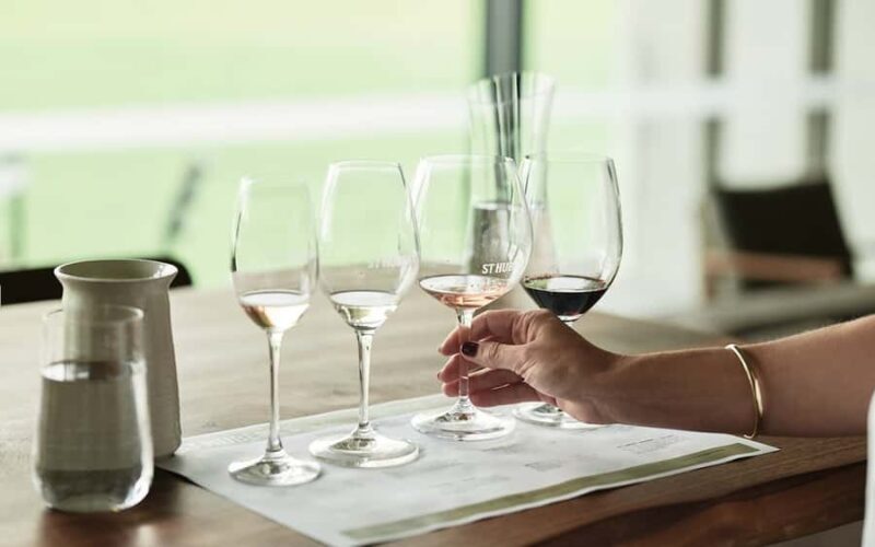 Melbourne: Helicopter, Wine Tasting & Lunch in Yarra Valley - Key Points