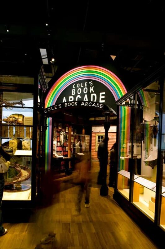 Melbourne: Melbourne Museum Entry Ticket - The Galleries and Exhibits