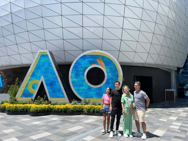 Melbourne Park Tennis Sporting Experience - Key Points