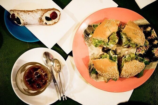 Melbourne Private Bites and Sights with Skydeck Entrance - Discovering the Heart of Melbourne