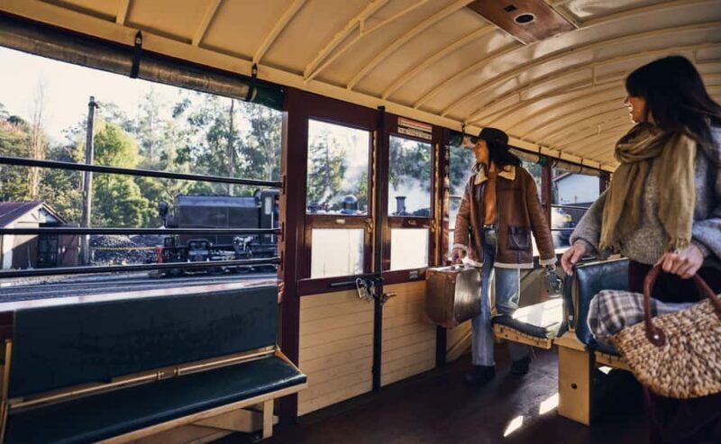 Melbourne: Puffing Billy Railway & Penguin Parade Day Tour - FAQ
