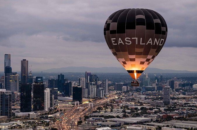 Melbourne sunrise balloon flight & champagne breakfast - Who Should Consider This Tour?