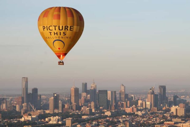 Melbourne: Sunrise Hot Air Balloon Experience with Breakfast - The Journey Begins: From Ground to Sky