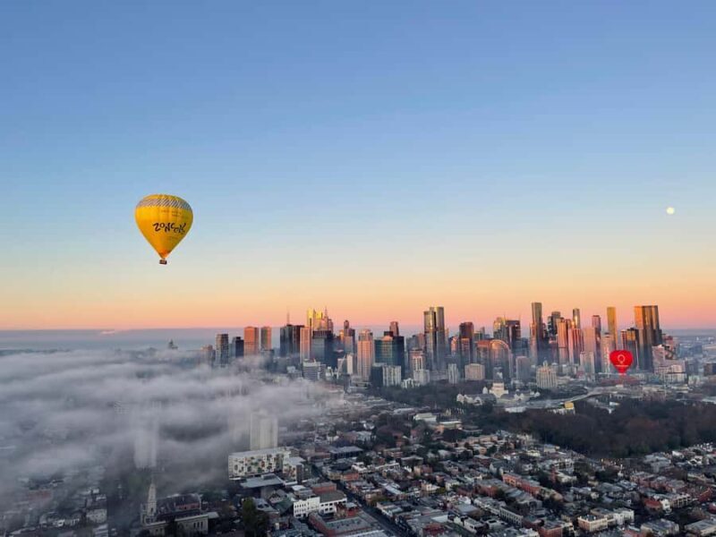 Melbourne: Sunrise Hot Air Balloon Flight - The Experience in Detail