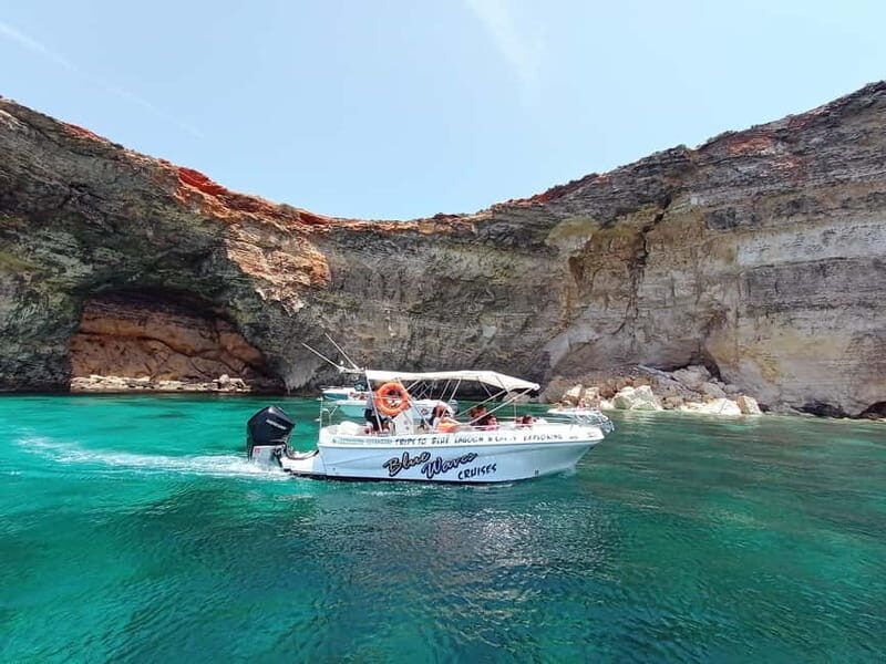 Mellieha: 1:00pm Speedboat round Comino Caves 2h Blue Lagoon - What Makes This Tour Stand Out?