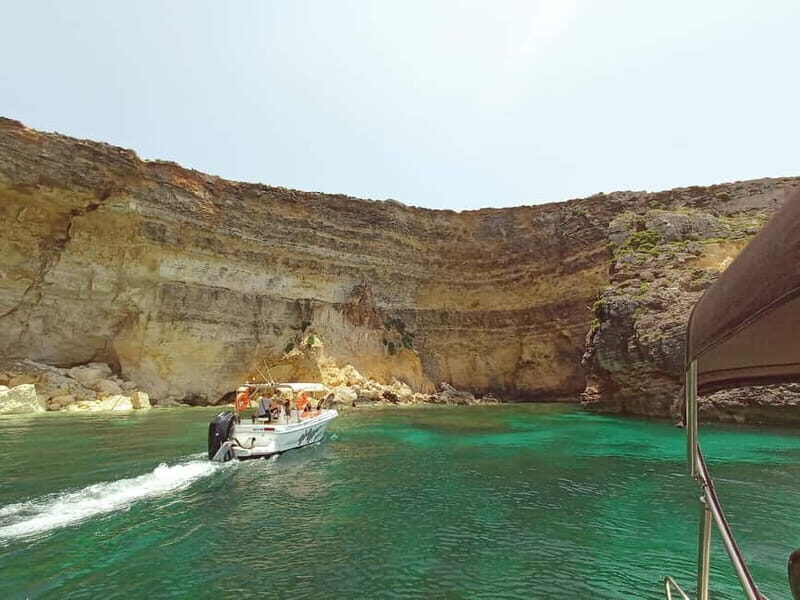 Mellieha: 1:00pm Speedboat round Comino Caves 2h Blue Lagoon - The Sum Up: Who Will Love This Tour?