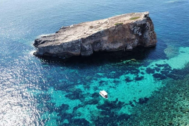 Mellieha: Private boat for 5 people to Comino & Blue Lagoon - An Honest Look at the Mellieha Private Boat Tour to Comino & Blue Lagoon