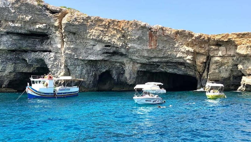 Mellieha: Private boat for 5 people to Comino & Blue Lagoon - Key Points