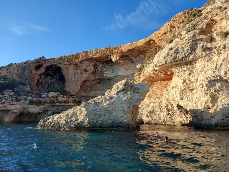 Mellieha: Private boat for 5 people to Comino & Blue Lagoon - The Itinerary: What You Can Expect