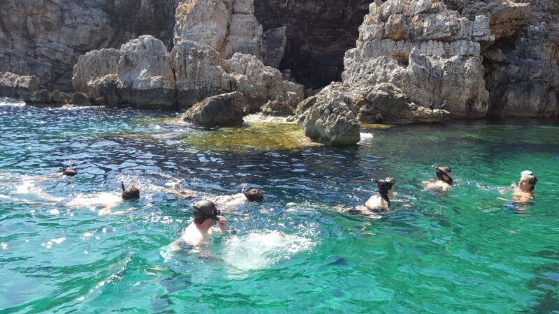 Menorca: Kayak and Marine Reserve Snorkeling Adventure - Relaxing on sArenelet Beach