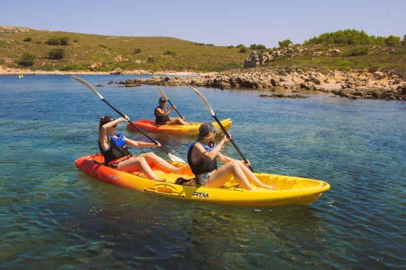 Menorca: Kayak rental in Fornells - FAQ