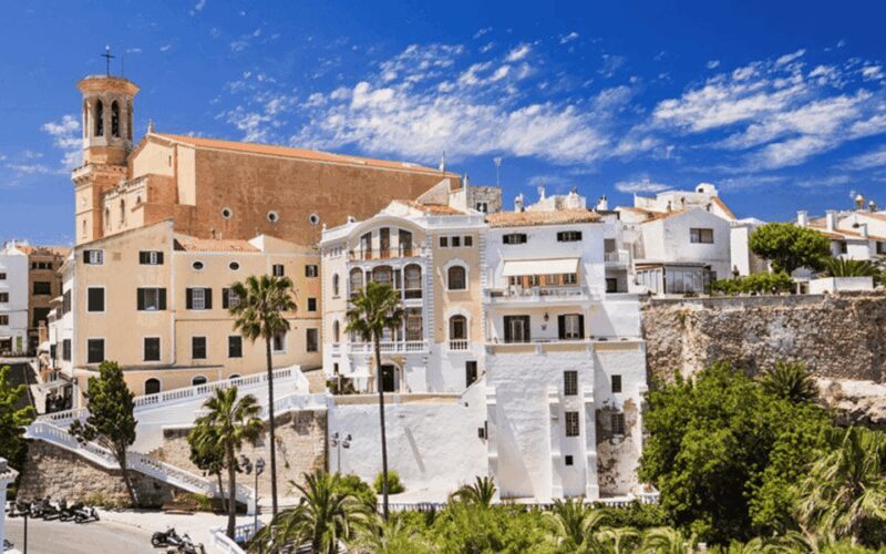 Menorca: Mahon Guided Walking Tour with History & Tastings - Practical Tips for Enjoying Your Tour