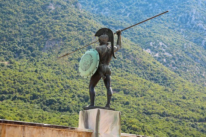 Mercedes Private Tour to Meteora - Thermopylae 300 SPARTANS - Who Would Love This Tour?