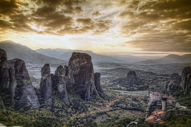 Mercedes Private Tour to Meteora - Thermopylae 300 SPARTANS - FAQ