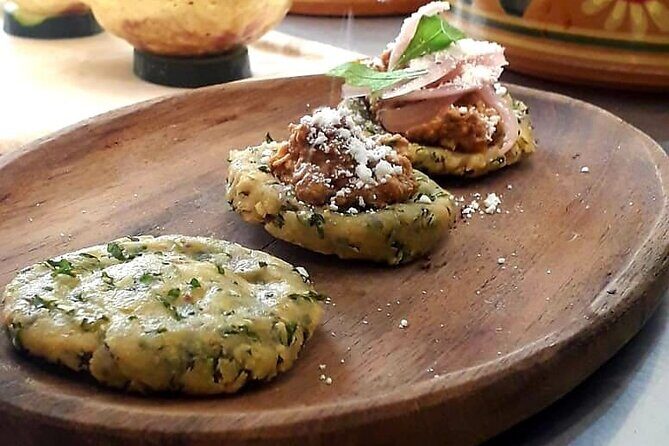 Merida City tour and Visit to Traditional Cantinas - Key Points