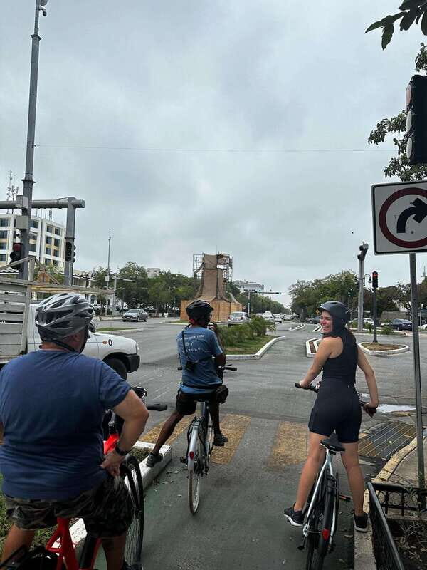 Mérida: The E-bike tour with history and culture - Key Points