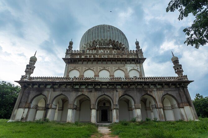 Mesmerising Hyderabad Heritage Cultural Tour with Ethnic lunch - Exploring the Heart of Hyderabad: A Full-Day Dive into Heritage and Culture