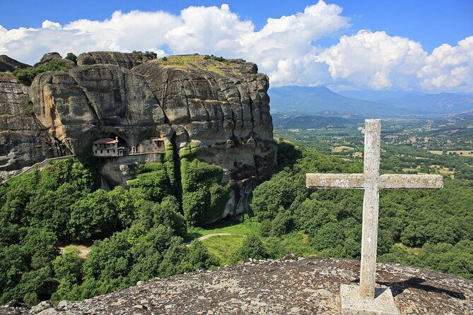 Meteora: Hiking Tour with Local Guide and Monastery Visit - Who Is This Tour Best Suited For?