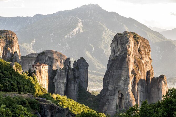 Meteora: Morning Half Day Sightseeing and Monasteries Tour - Why Choose the Meteora Half-Day Tour?