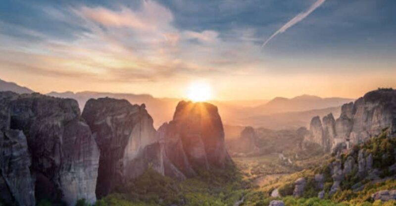 Meteora Private Full Day Tour from Athens & Free Audio Tour - What to Expect at Each Stop