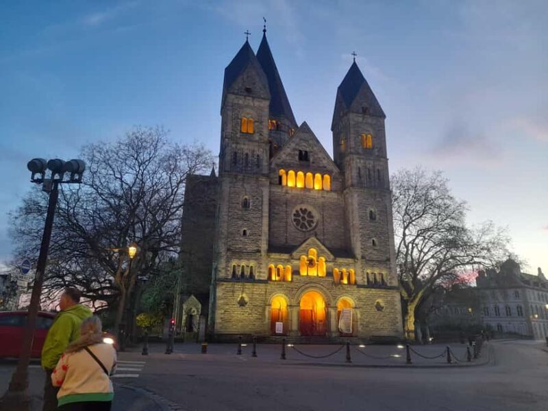 Metz: walking tour and legends told at dusk in small groups - Key Points