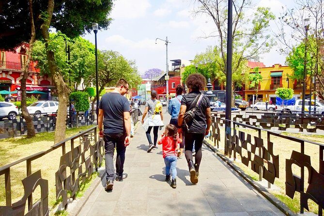 Mexico City: Book A Local Host - Authenticity and Guide Expertise: Why It Matters