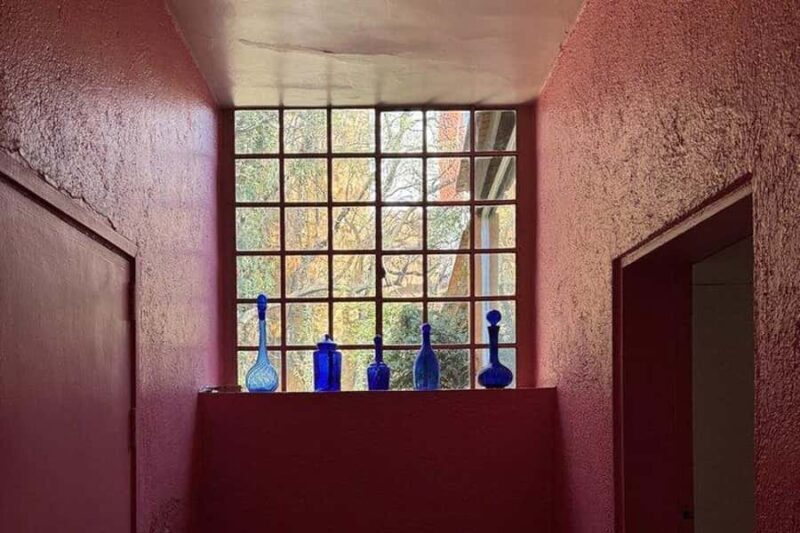 Mexico City: Casa Ortega by Luis Barragán architectural tour - Key Points