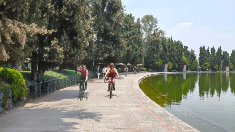 Mexico City: Discover the secret gems of Chapultepec by bike - Key Points