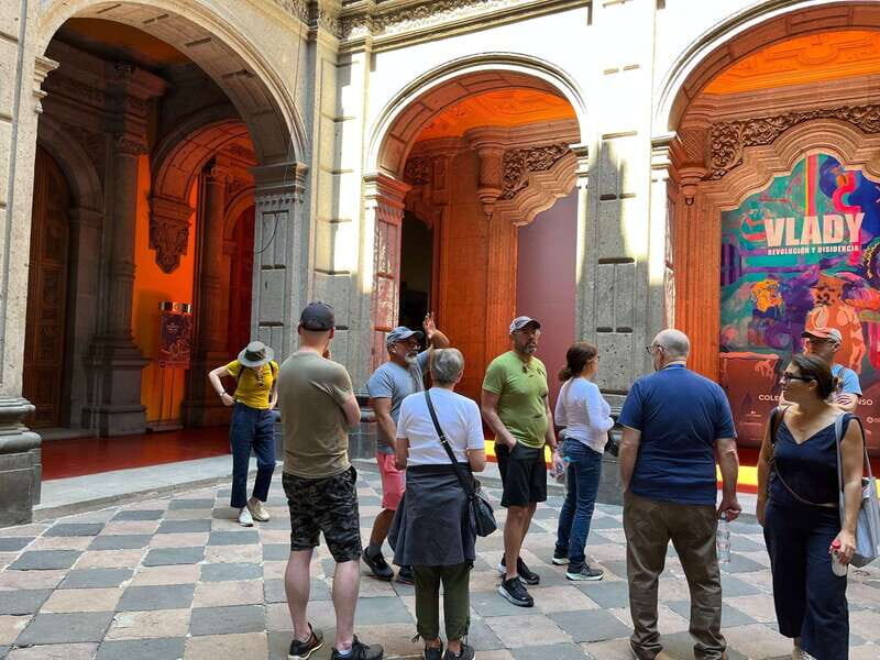 Mexico City: History on Walls. Mexican Murals Walking Tour - Mexico City: History on Walls. Mexican Murals Walking Tour