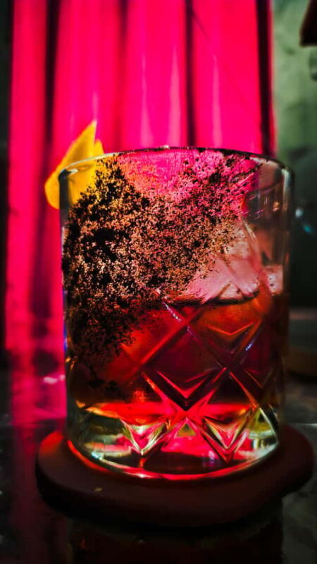 Mexico City: Mixology and classic cocktail classes at a bar in Polanco. - Comparing Similar Experiences